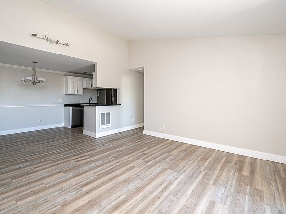 2nd image of 851 Woodside Way APT 223