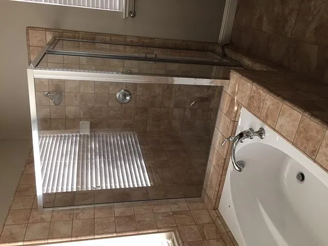 5563 N Brent Ave — Photo 11