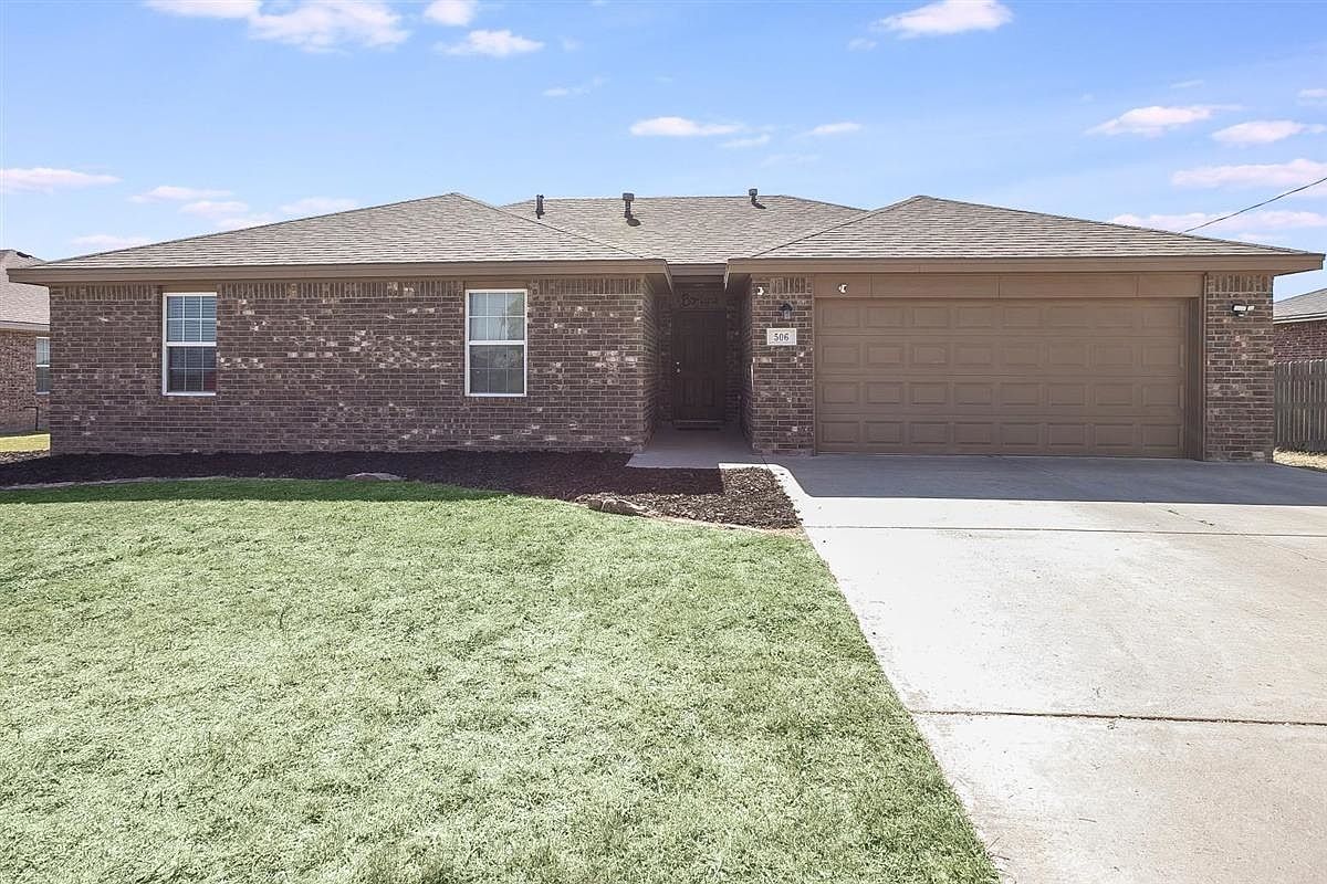 506 E 7th St, Idalou, TX 79329 Zillow