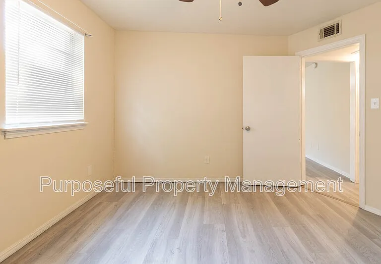 518 N Ponca Ave #4 — Photo 13