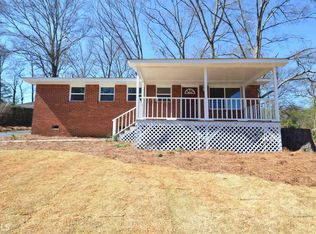 189 Floral Dr, Cartersville, GA 30121