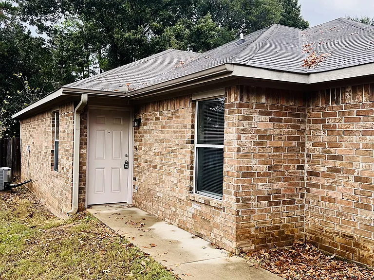 15502 County Road 1148 — Photo 1