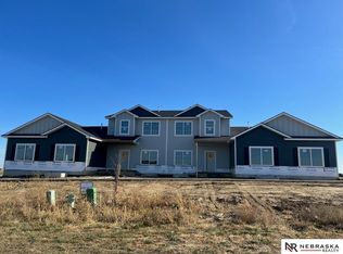 12870 S 47th Plz, Papillion, NE 68133