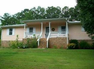 137 Lynford Ln, Woodstock, GA 30189