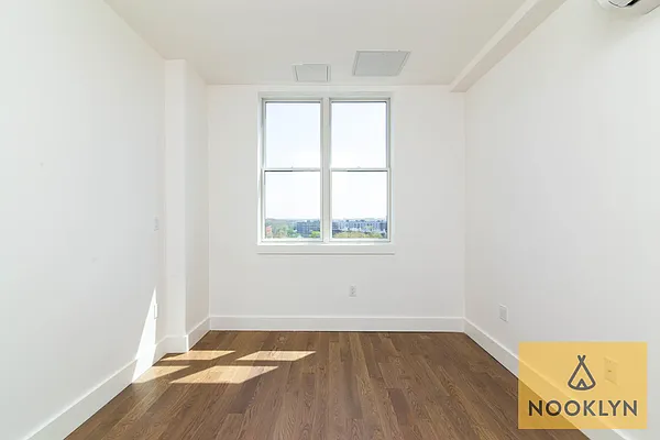 Rented by Nooklyn NYC LLC | media 66