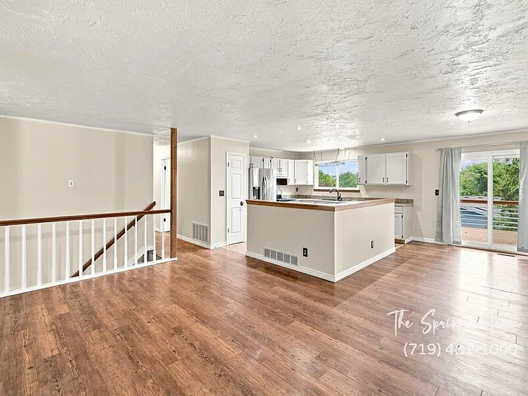 3060 Maverick Dr — Photo 7