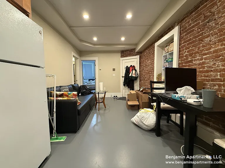 36 High St #12 — Photo 4