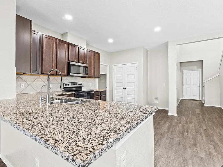 9419 Trap Rock Dr — Photo 7