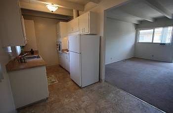 2nd image of 123 Castro St APT D