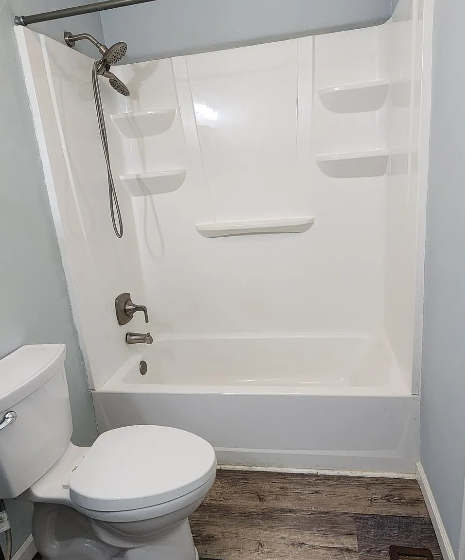 3 bed, 1344 sqft, $2,350 — Photo 2