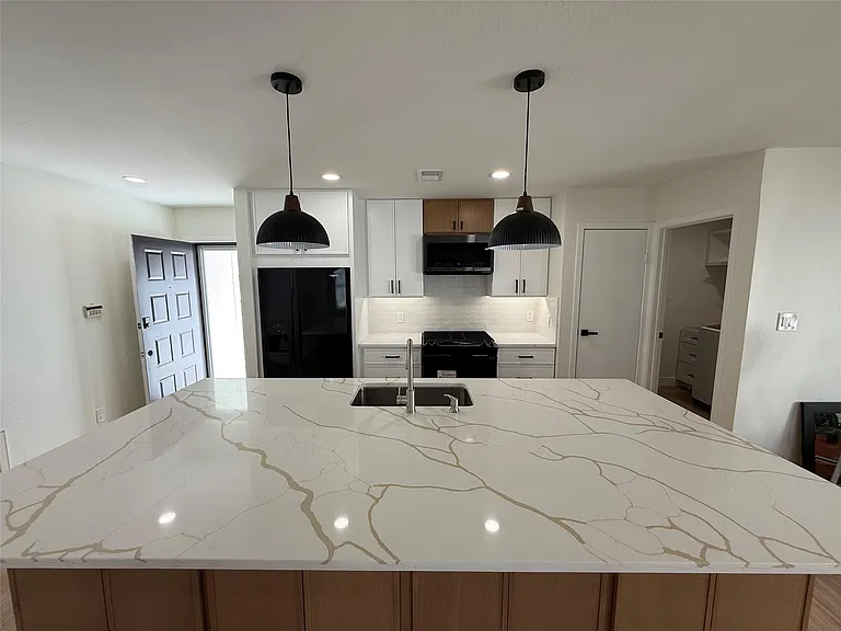 1 Redberry Ct — Photo 6