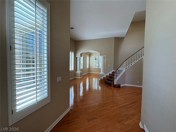 3rd image of 2109 Scarlet Rose Dr