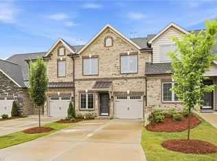 4737 Willowstone Dr, High Point, NC 27265
