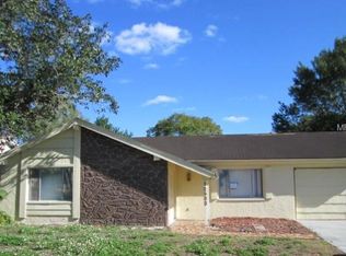 12500 Parchment Dr, Hudson, FL 34667