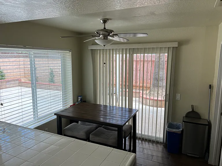 11932 Lewisia Ave — Photo 6