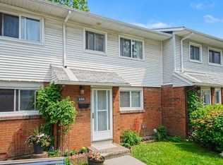 1045 Morrison Dr #186, Ottawa, ON K2H 7L2