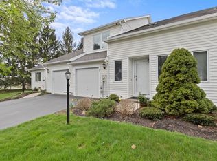 5 Tucana Dr, Fairport, NY 14450