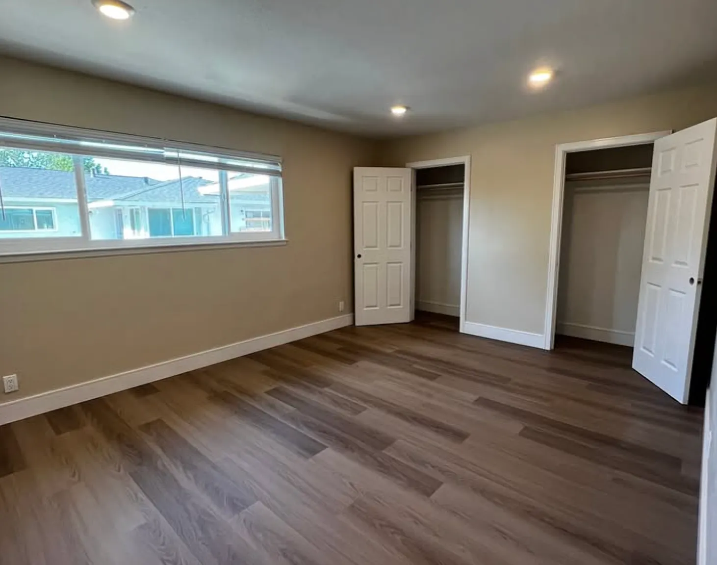 2 bed, 1.5 bath, 920 sqft, $3,295 — Photo 4