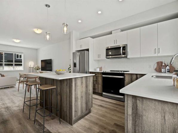 137 Red Embers Line NE #205, Calgary, AB T3N 2G4