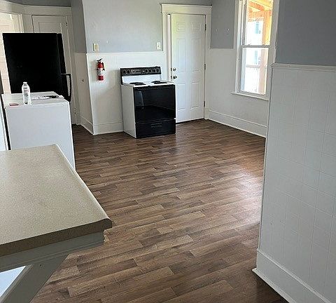 2nd image of 24 Royce St #4