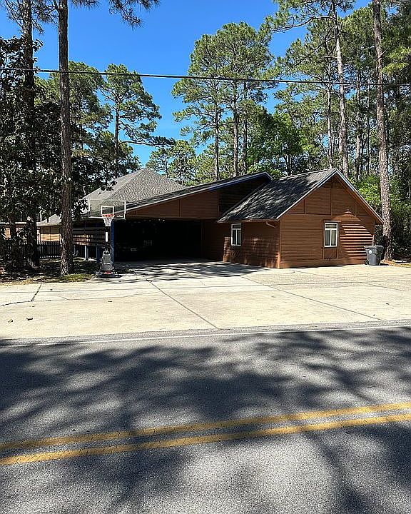 1st image of 167 E Point Washington Rd