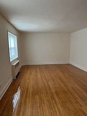 3rd image of 6 Stratford Ave #1A