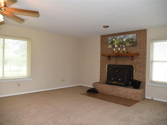 3rd image of 6100 SW County Road 1120
