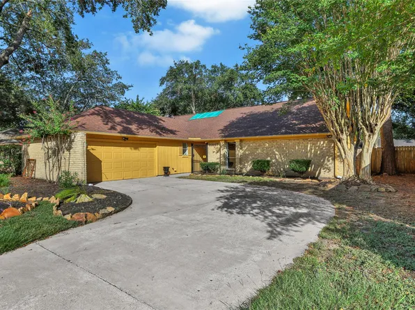 22627 Indian Ridge Dr, Katy, TX 77450