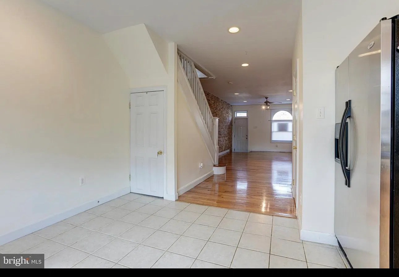 3 bed, 1176 sqft, $2,450 — Photo 3