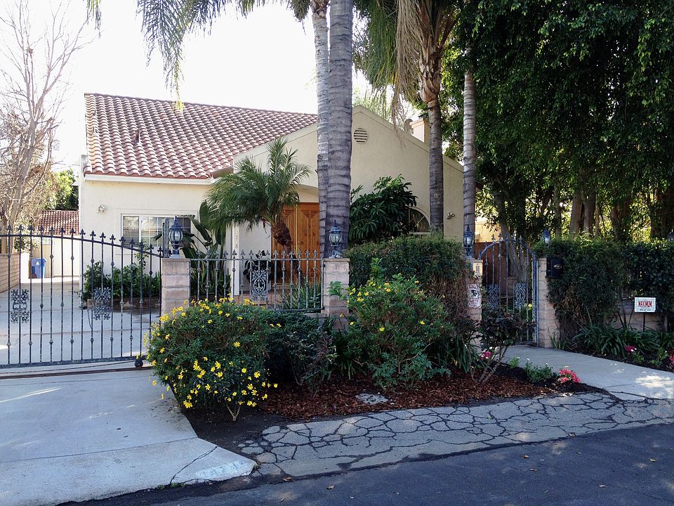 2-story with tile roof