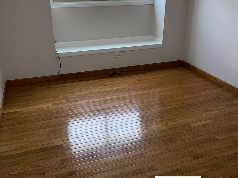 2658 Woodview Ct — Photo 10