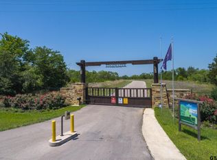 9384 W Shoreline Dr, Kemp, TX 75143