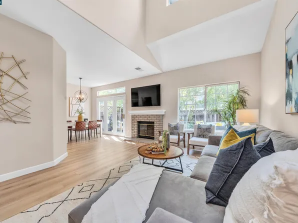 23 Copperfield Ln, Danville, CA 94506