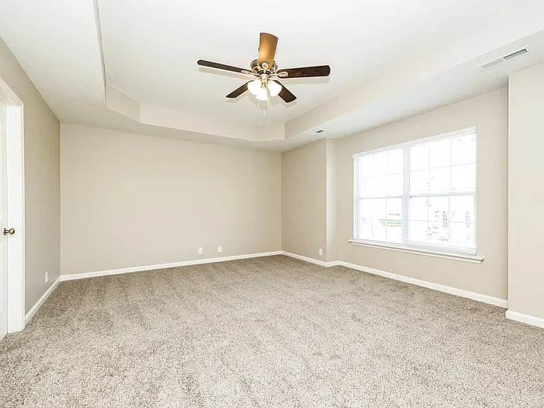 1007 Cheryl Ln — Photo 9