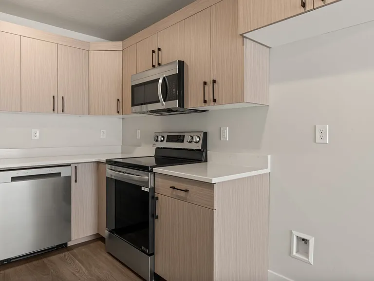 720 Hardy Way #14 — Photo 9
