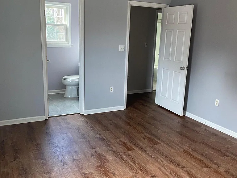 8232 Meadowdale Ln — Photo 26