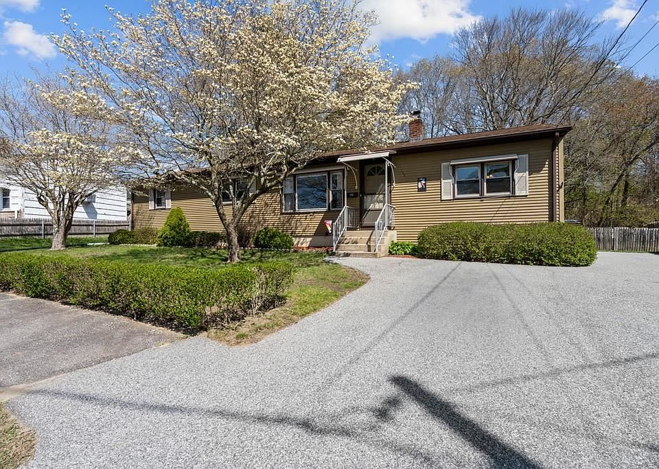 1st image of 192 Woodland Ave