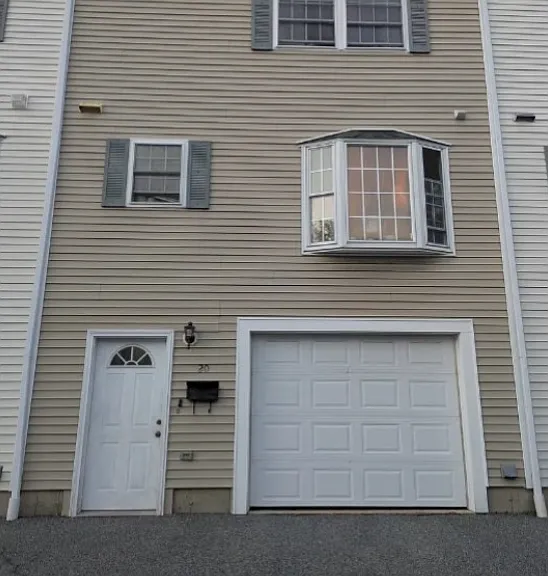 37 Glen Ave #20 — Photo 1