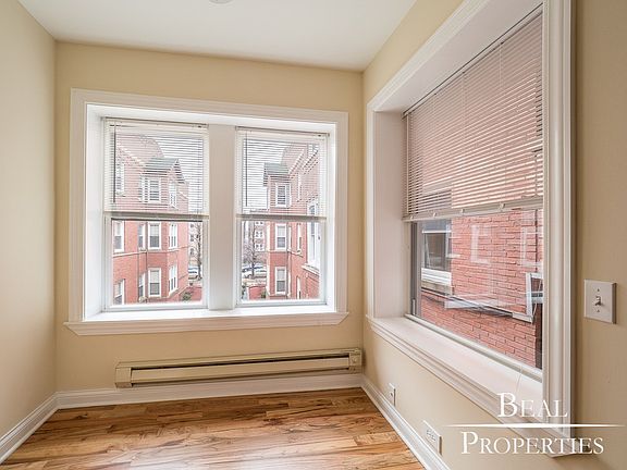 2nd image of 4425 N Wolcott Ave #A1