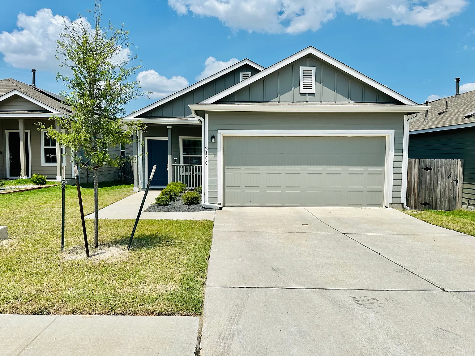 4 bed, 1606 sqft, $2,050 — Photo 1