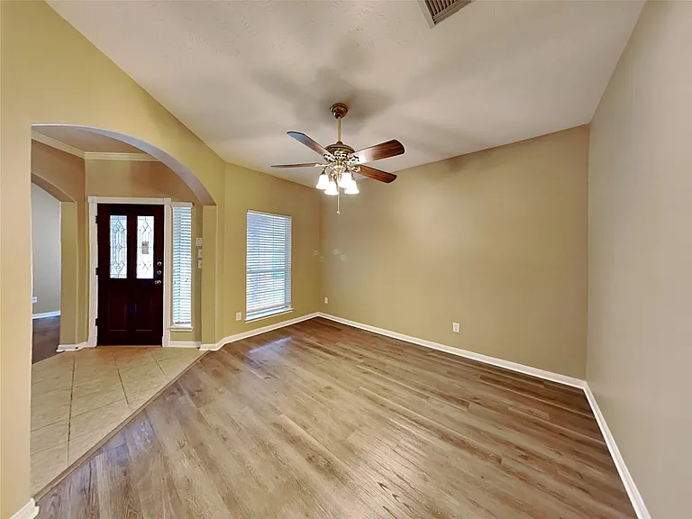 3523 Pine Valley Dr — Photo 5