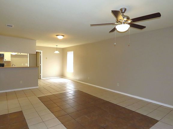 2nd image of 3508 Stoneridge Dr