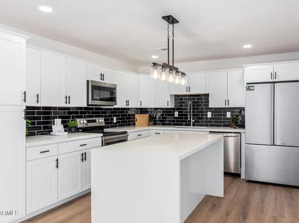 6409 W ORANGE Drive, Glendale, AZ 85301