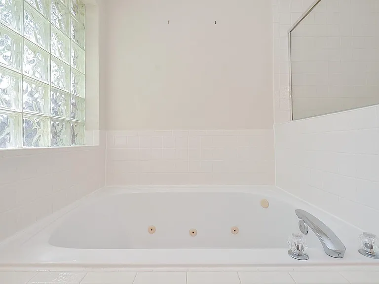 5819 Mitre Peak Ln — Photo 14