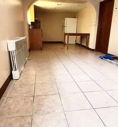 3rd image of 923 Louis Ave #Basement