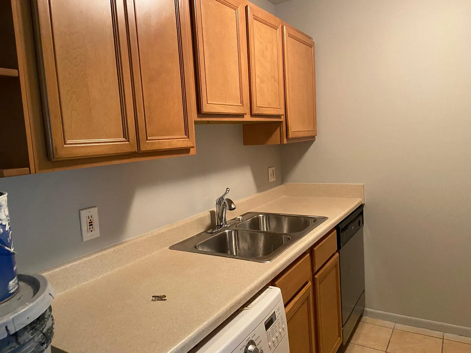 7370 Central St — Photo 3
