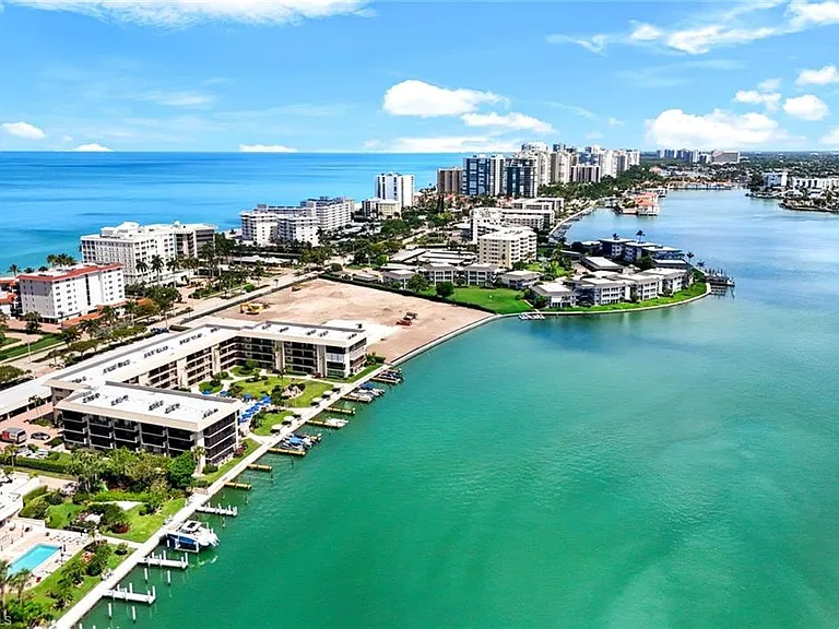 3200 Gulf Shore Blvd N #112 — Photo 30