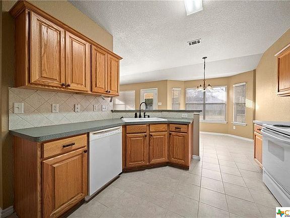 3rd image of 3606 Melrose Ln