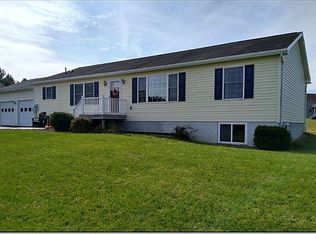 9853 Meadow Ln, Houghton, NY 14744