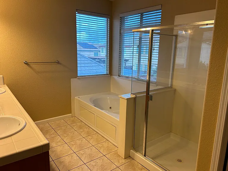 108 Matisse Dr — Photo 19